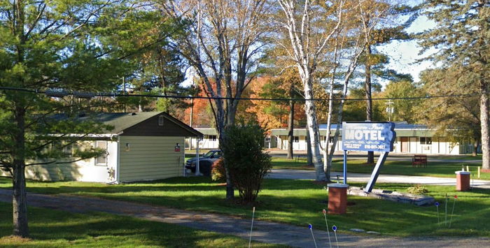 Huron Inn Motel (Darlington Efficiency Apartments) - Street View (newer photo)